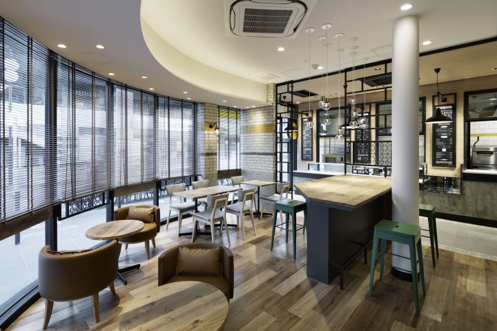 Стильный дизайн кафе Dough cafe. Зона обслуживания и столики. Фото 4