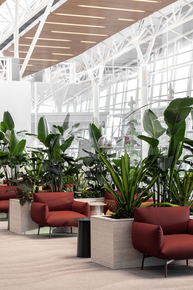 столики с мягкими креслами Aspire Westjet Lounge