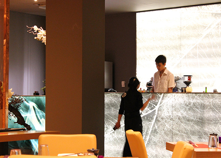 Потрясающий интерьер ресторана Sushi Ono