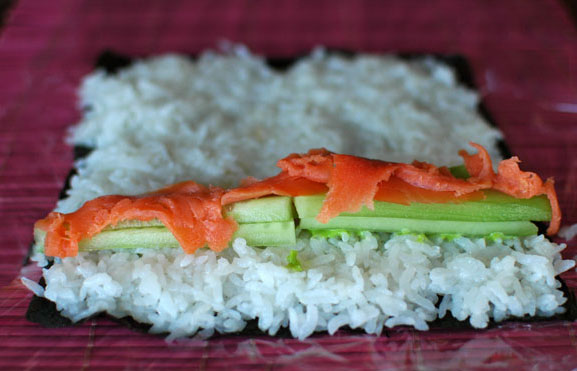 Суши рецепт - васаби, огурец, авокадо и рыба