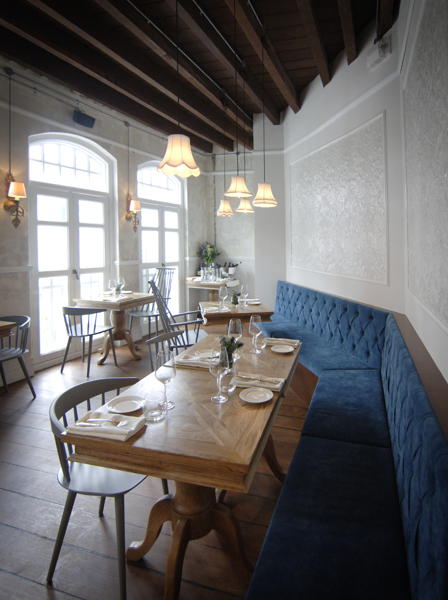 Дизайн интерьера кафе-бара: столовая на 14 мест