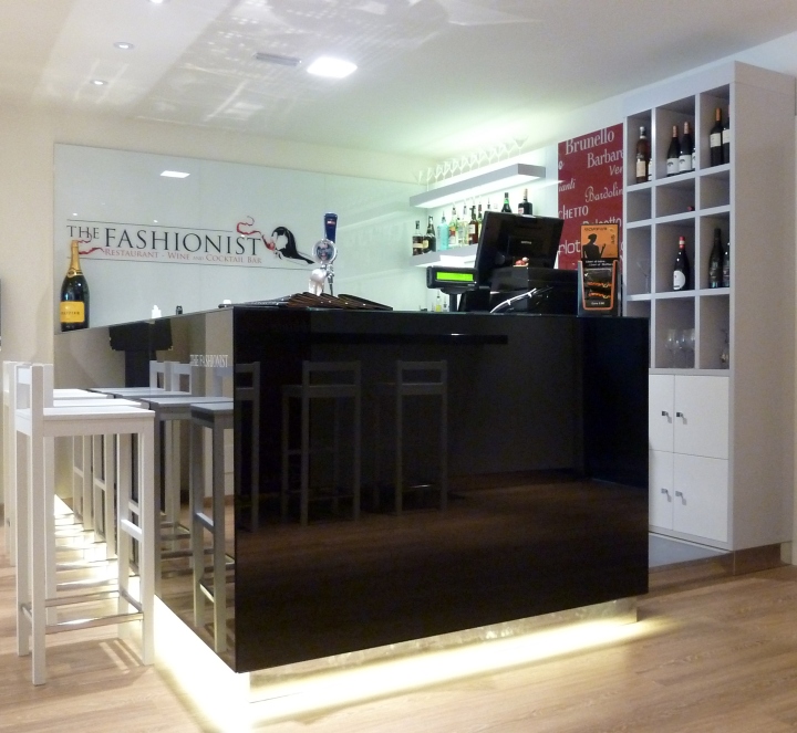 Потрясающий интерьер винного ресторана The Fashionist Wine & Restaurant