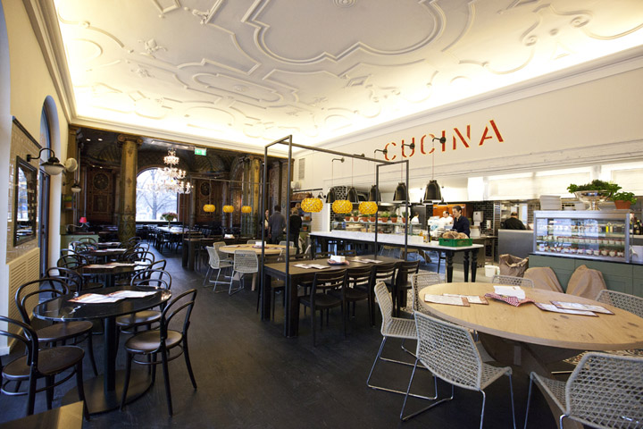 Чудесный дизайн интерьера ресторана итальянской кухни L’OSTERIA в Германии