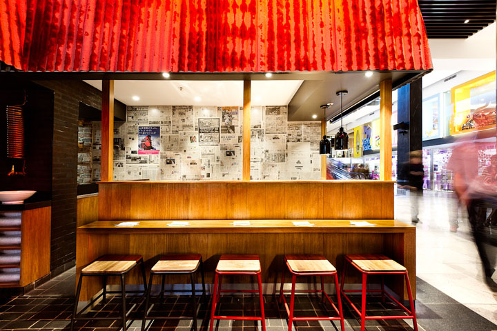 Впечатляющий интерьер ресторана азиатской кухни Tokyo Ramen в Сиднее
