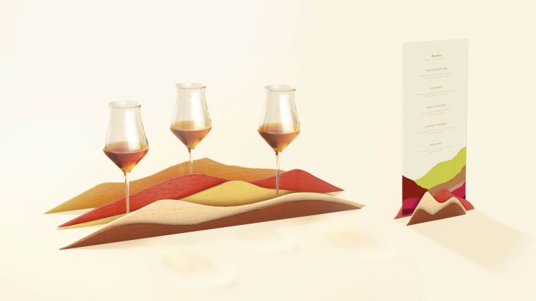 три бокала с напитком Glenmorangie whisky collection