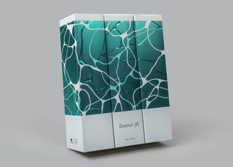 три коробочки Essence 58