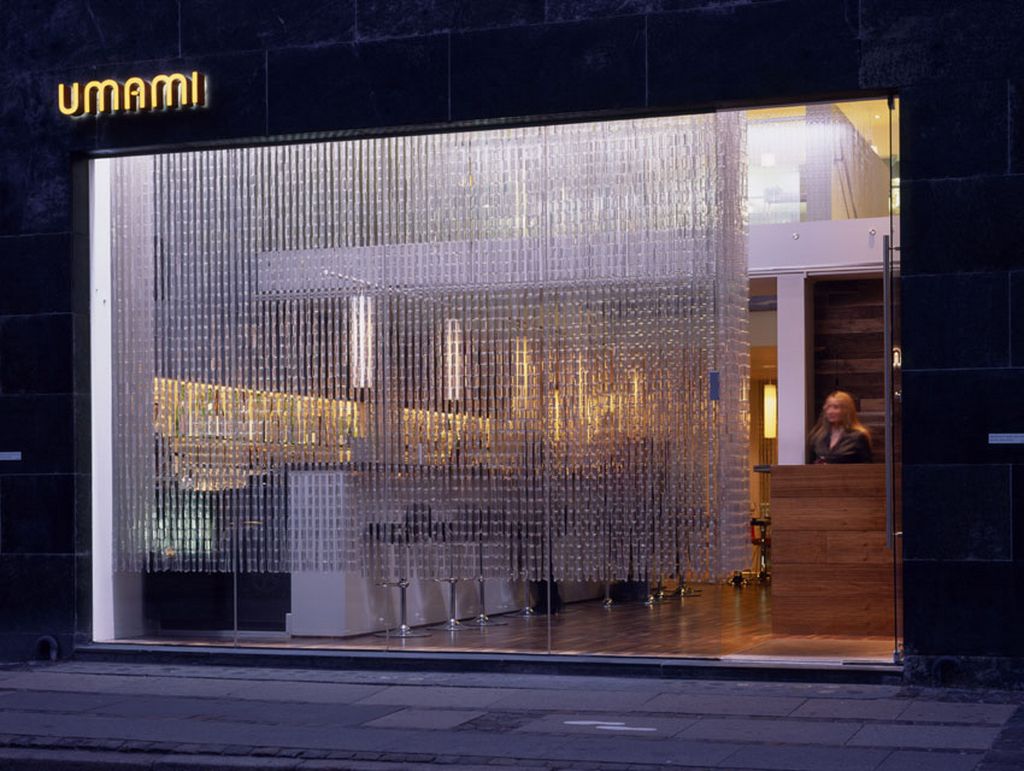 Респектабельный интерьер ресторана Umami в Копенгагене