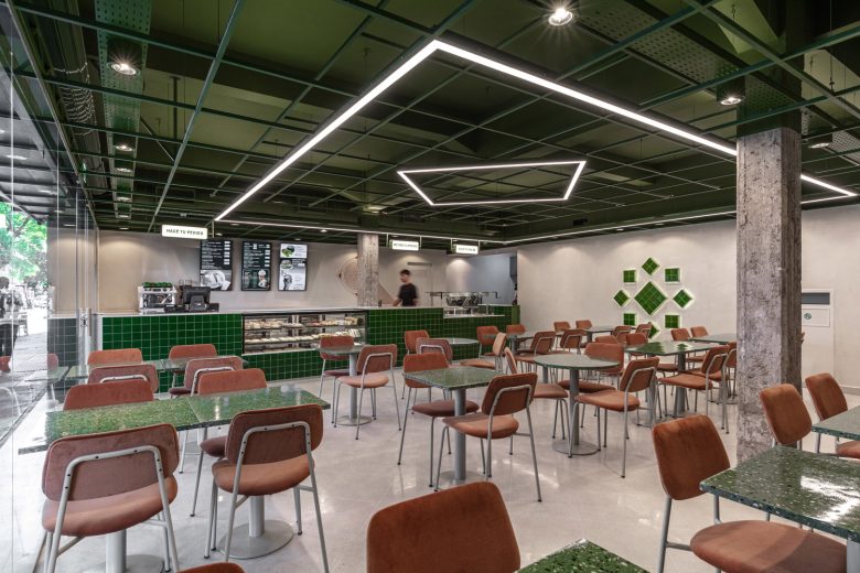 вид от окна на зал Diletto Pastas – Barrio Chino