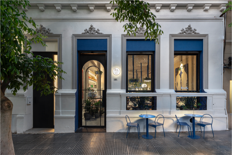 вид с улицы Bisiesto restaurant