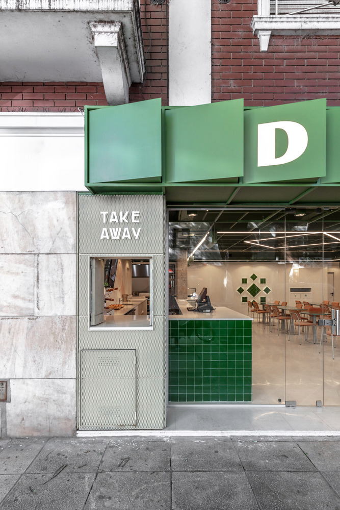 вид с улицы сбоку на Diletto Pastas – Barrio Chino