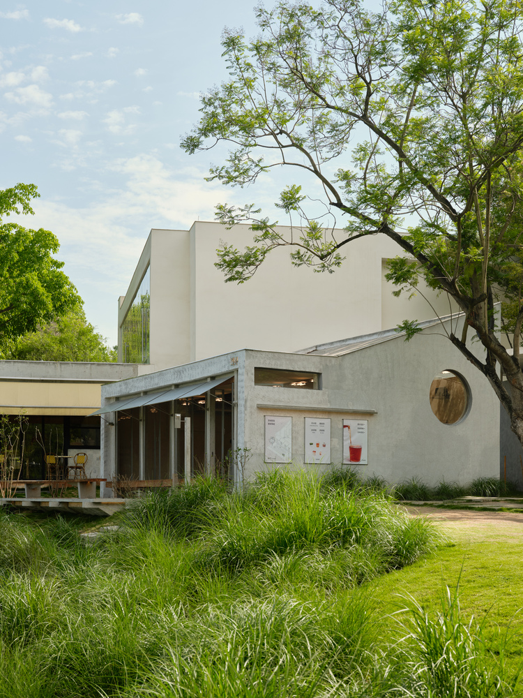 вид со стороны MSLAN corner