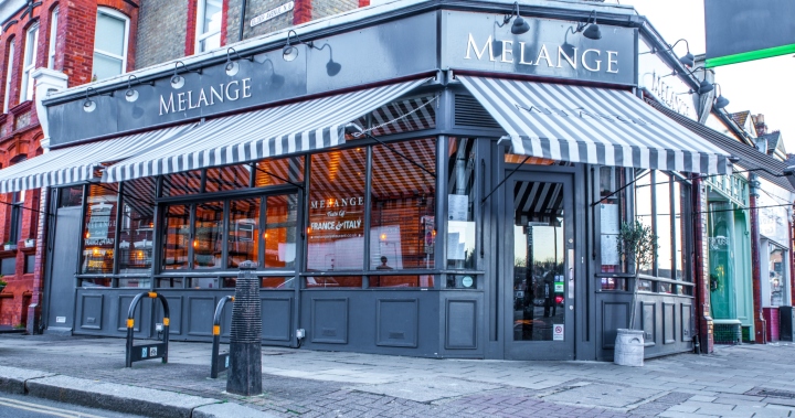 Яркие детали интерьера в ресторане Melange в Лондоне