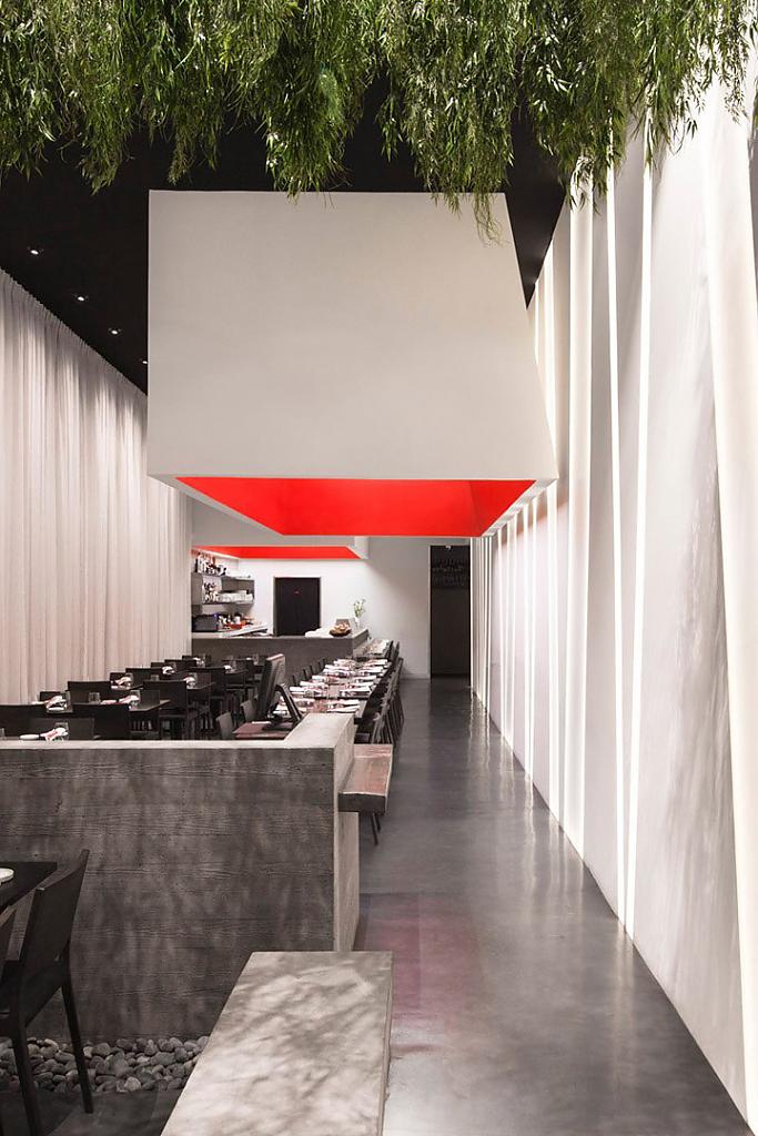 Очаровательный ресторан Yojisan Sushi от архитектора Dan Brunn, Калифорния