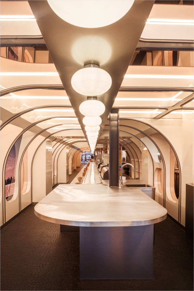 зал с длинным столом Matsuri restaurant renewal